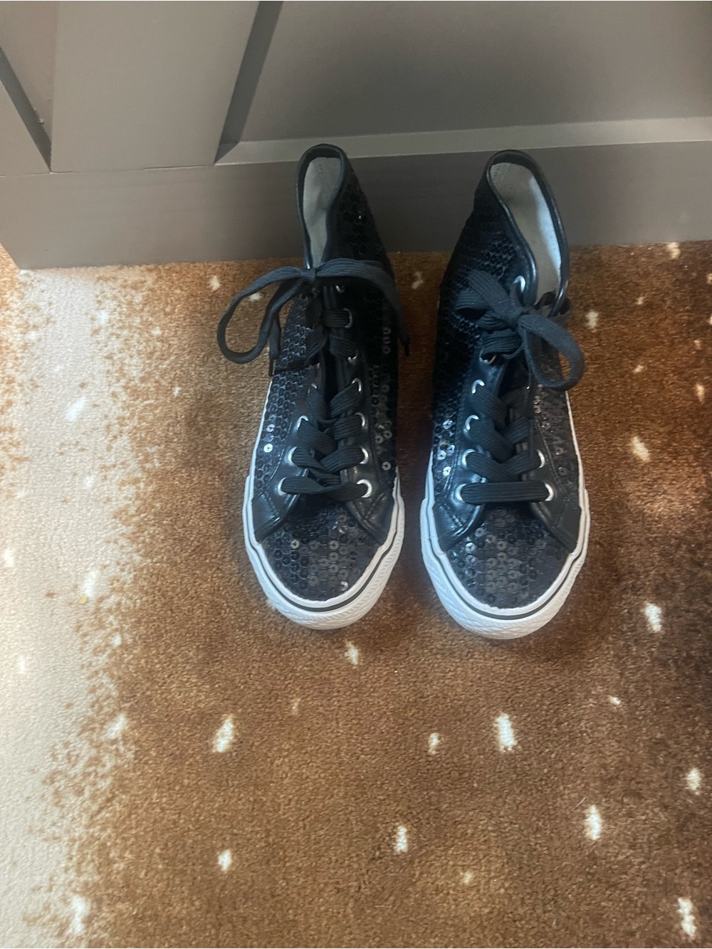 Black Sequin Lace-Up Girls Hip Hop Dance Sneakers size women’s 5